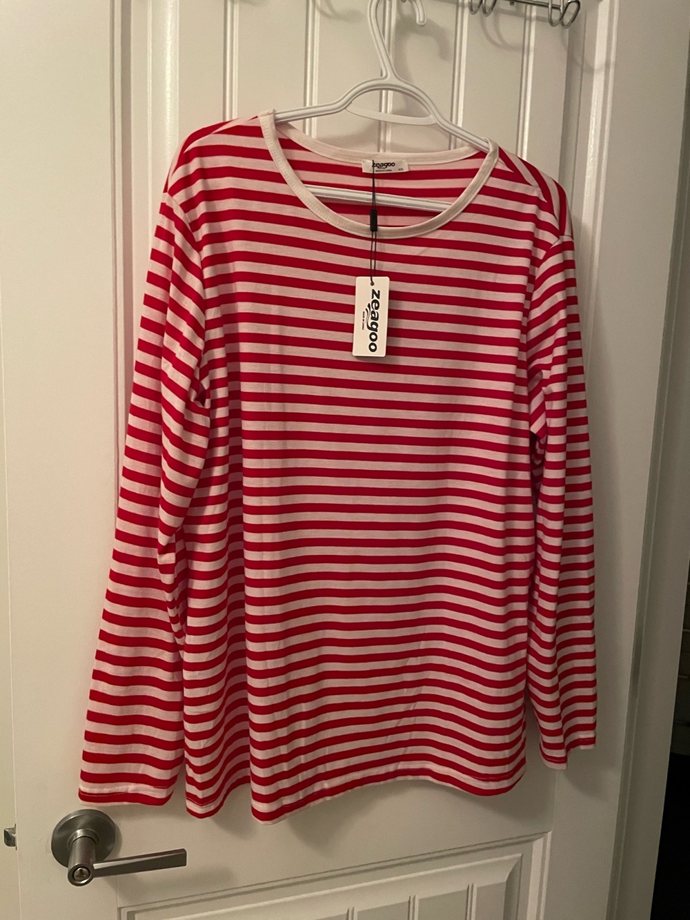zeagoo Red and White Striped Long Sleeve Tee